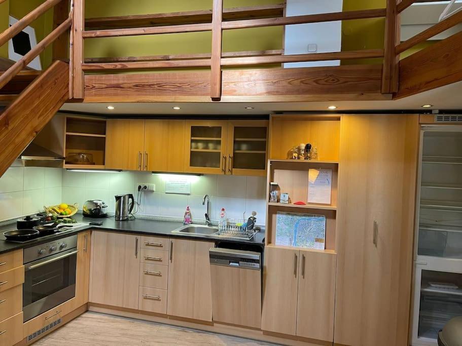 Apartmán Cozygem Apt 2 Mins Walk Charles Bridge *
