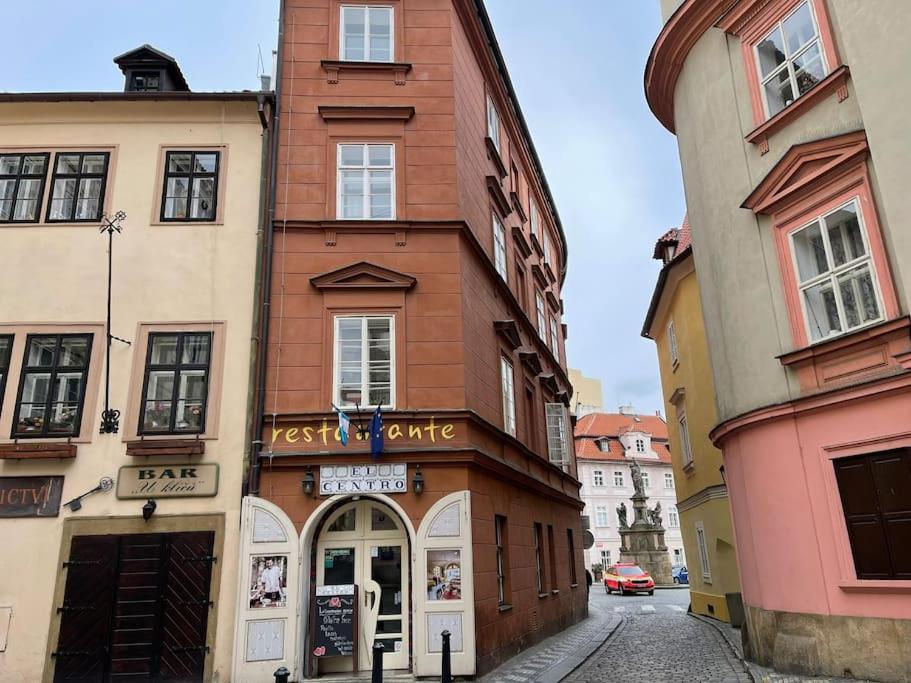Cozygem Apt 2 Mins Walk Charles Bridge Apartmán Praha